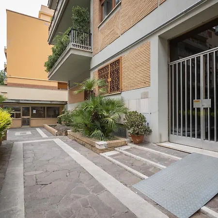 La Dimora Del Vagamondo - Ingresso In Comune Apartman Róma